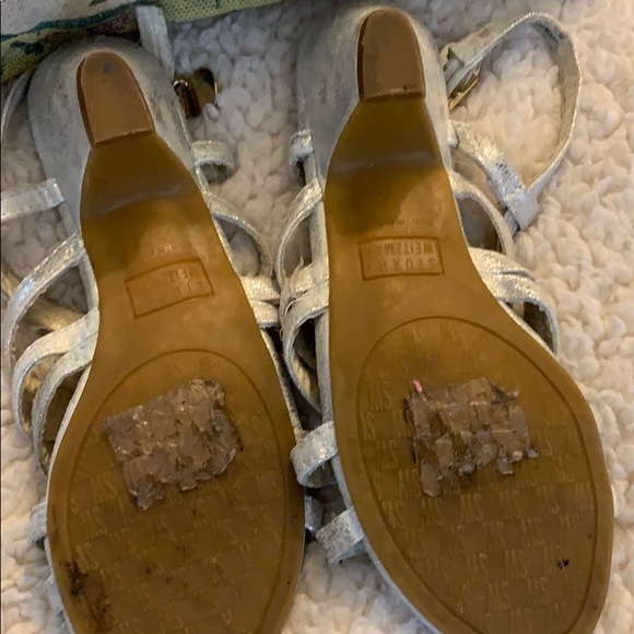 Shoe - Picture 4 of 8